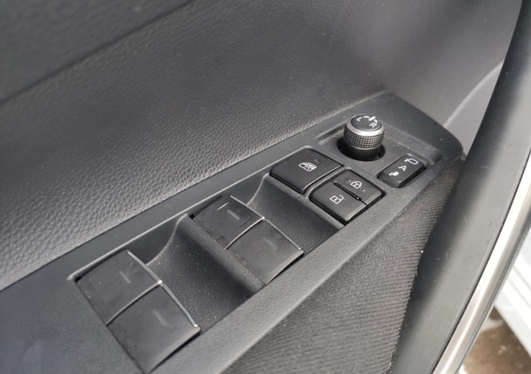 Toyota Corolla cena 94900 przebieg: 42050, rok produkcji 2020 z Kalisz małe 596